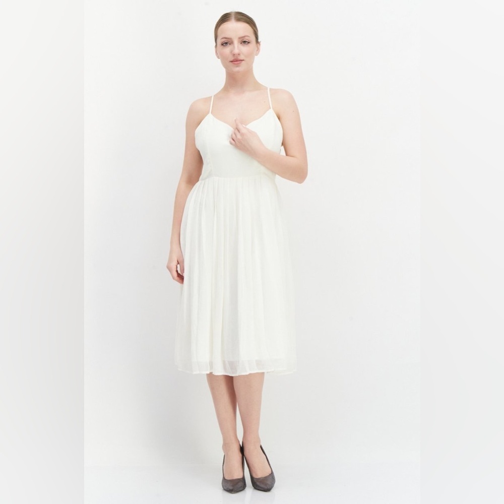 Cupcakes and‎ Cashmere Ivory Pleated Slip Dress Size 8